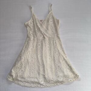 Cream Floral Eyelet Mossimo Dress